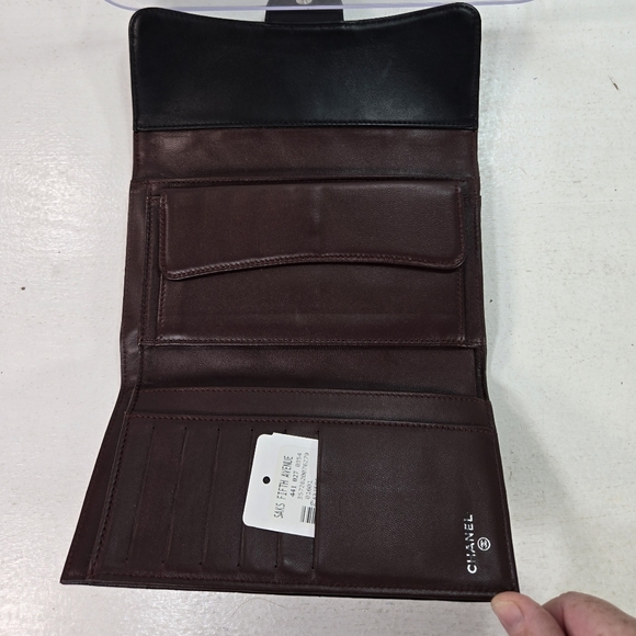 Chanel Classic CC Trifold Quilted Black Lambskin Flap Wallet - Picture 12 of 15